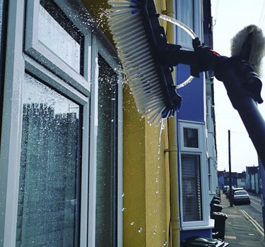 Window Washers in Brighton